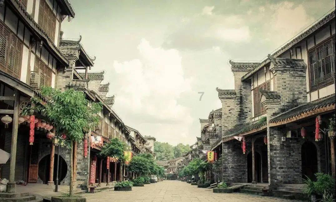 鱼泡网平台为什么要实行实名制